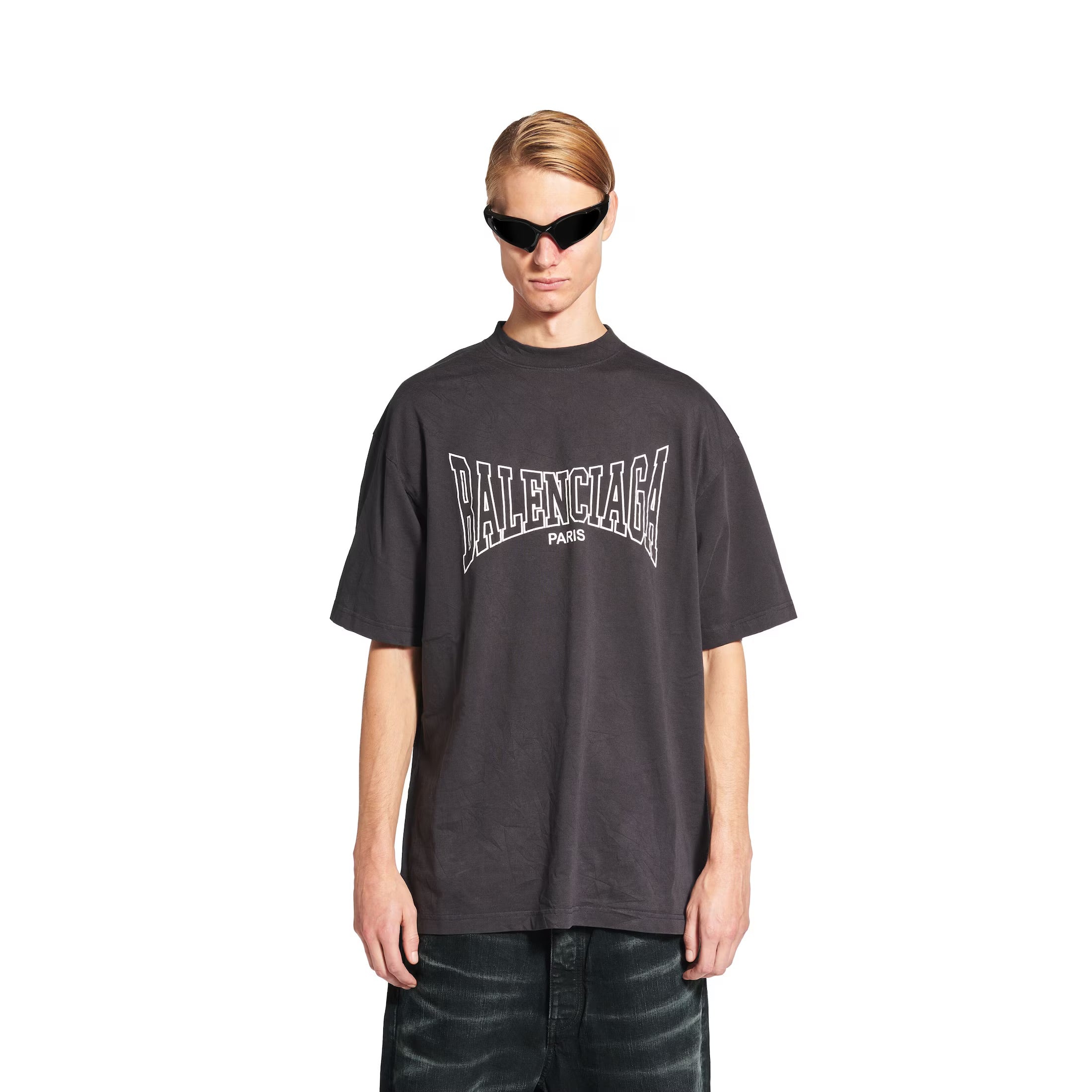 Balenciaga Boxing T-Shirt Medium Fit in washed black vintage jersey